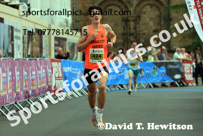 Durham City 5k, 2025 Durham City 5k and 10k, Durham.  Photo: David T. Hewitson/Sports for All Pics